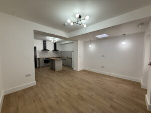 37E82E49-9FAC-4595-835E-B73CAE2A1334_1_105_c